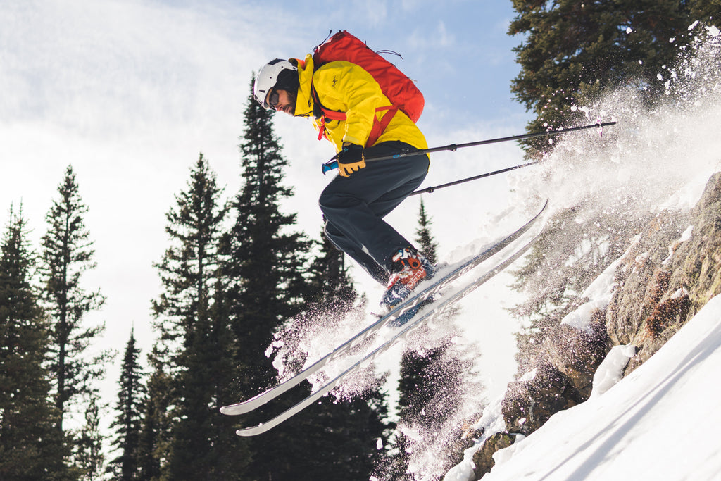 Team Wendy M-216 - w/ Princeton Tec Light & Superior Ventilation - Professional Ski Helmet