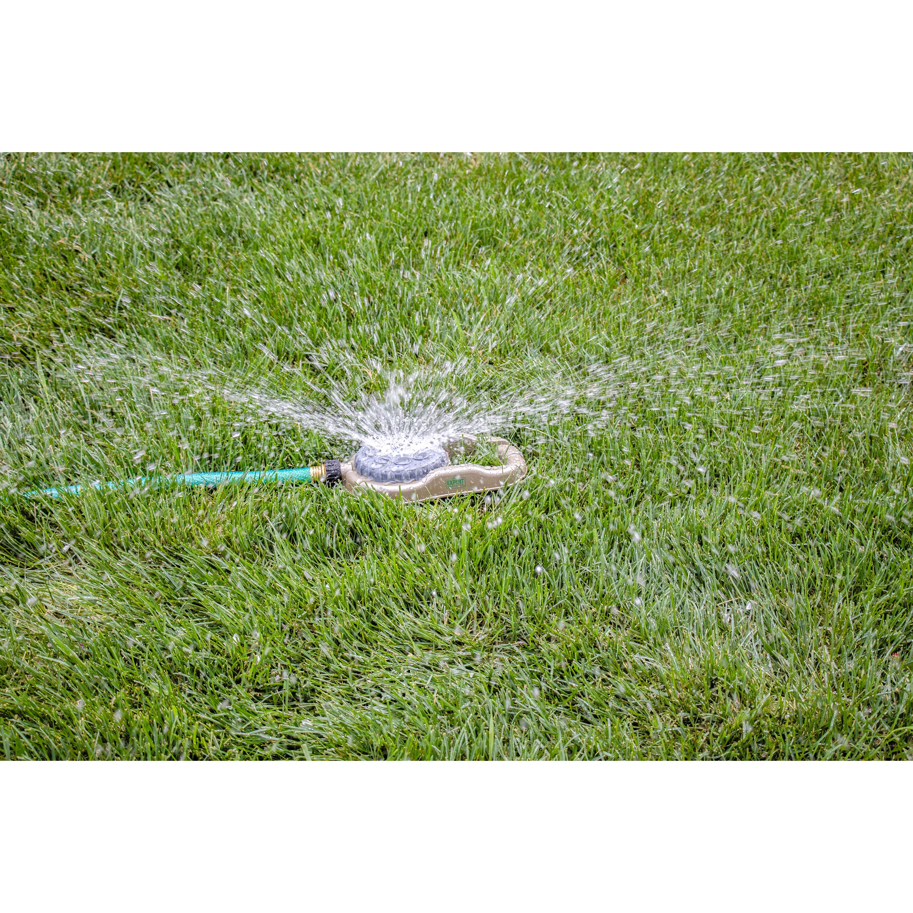 Metal 8-Pattern Lawn Sprinkler on Weighted Base | 28515