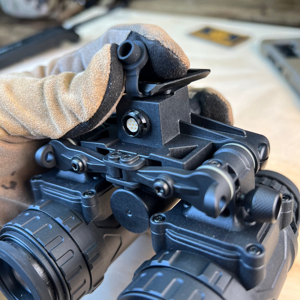 RNV 31 Night Vision - Gen 2+ WP w/ Manual Gain & IR Illuminator
