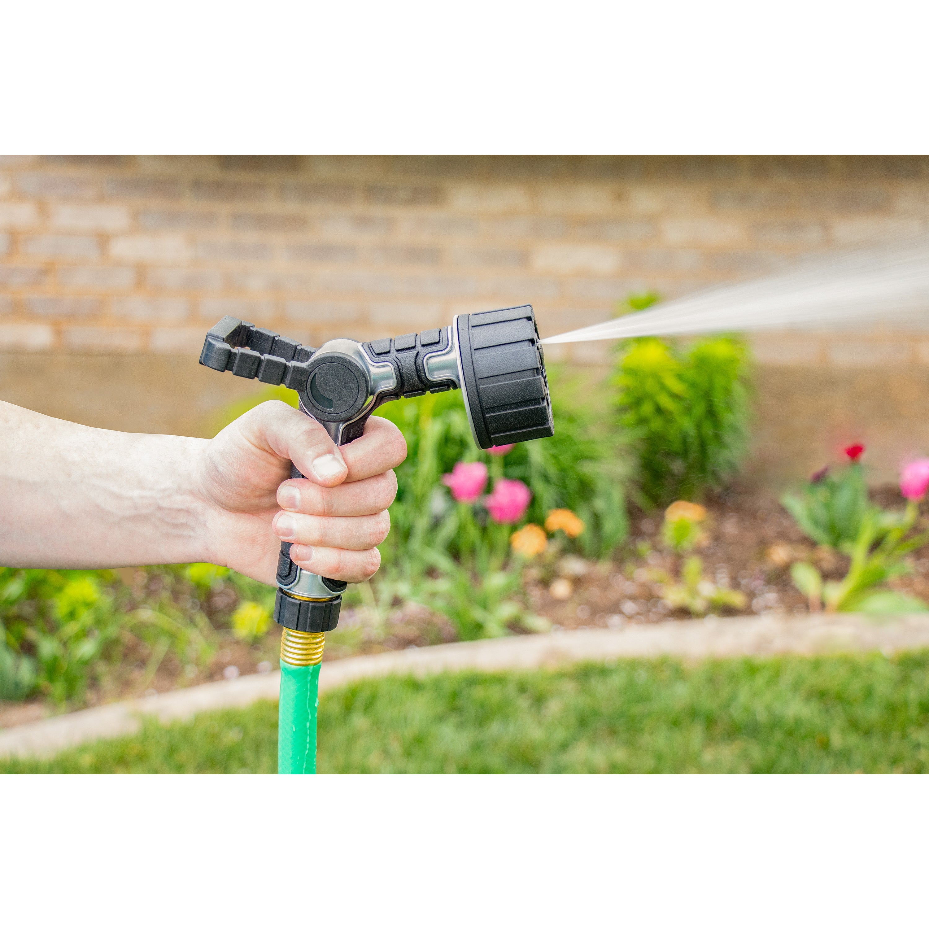 6-Pattern Oversize Multi Pattern Nozzle with Firehose Handle and Integrated Swivel 26658