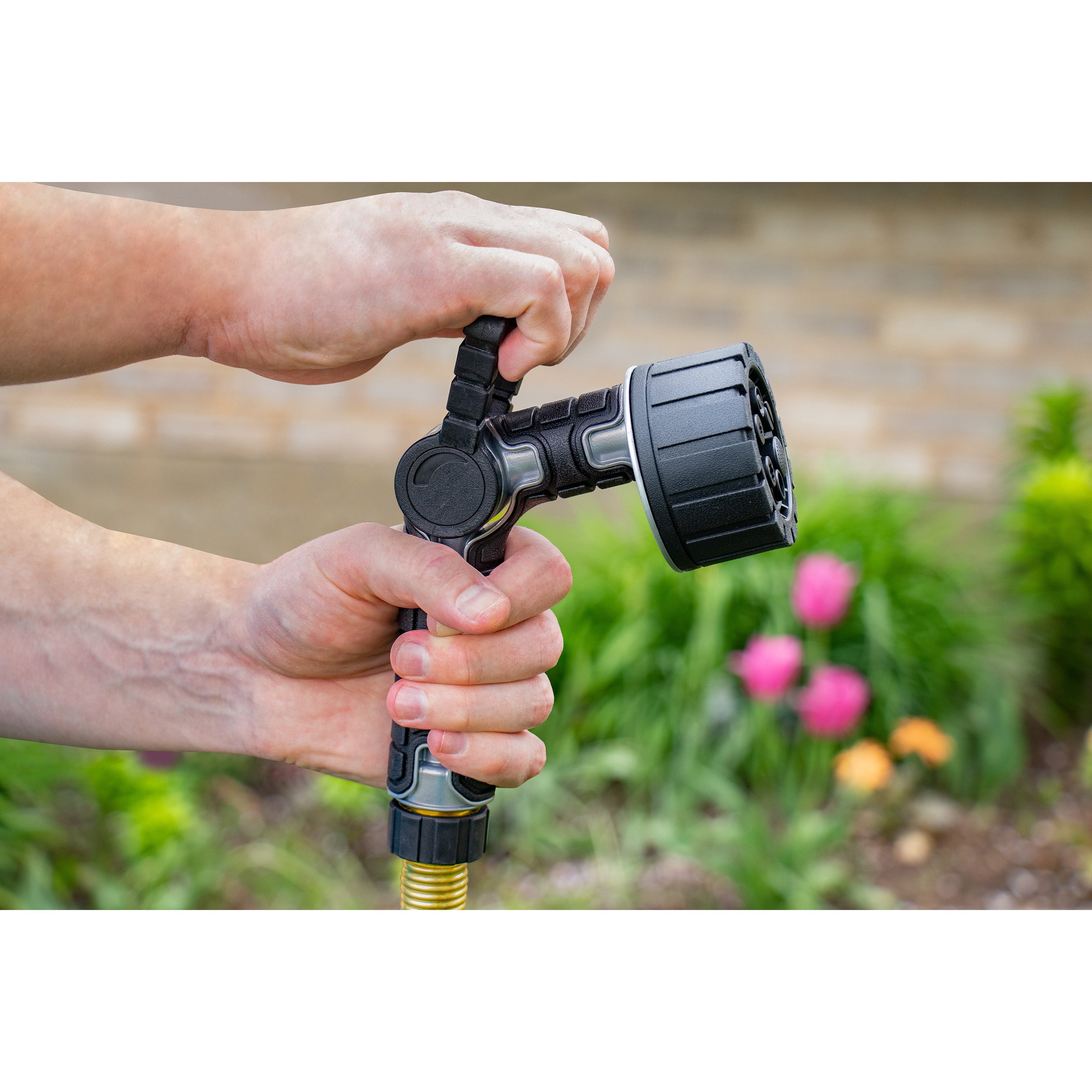 6-Pattern Oversize Multi Pattern Nozzle with Firehose Handle and Integrated Swivel 26658