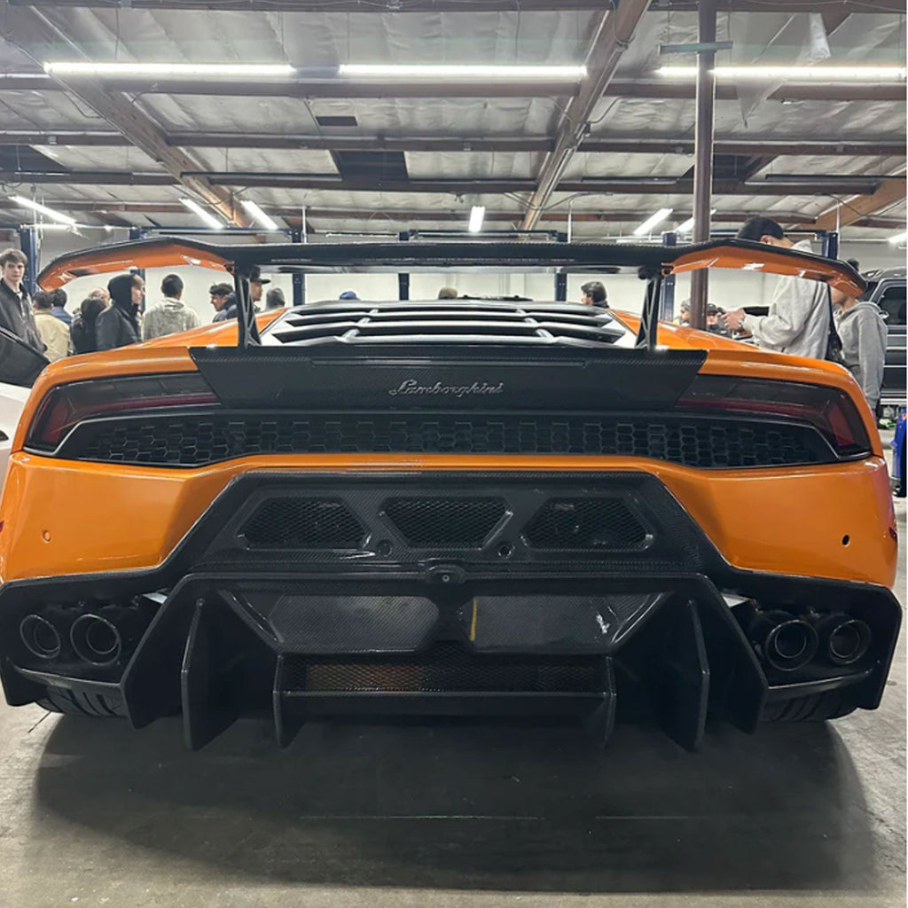 V Style Dry Carbon Fiber Rear Diffuser for Lamborghini Huracan LP 610