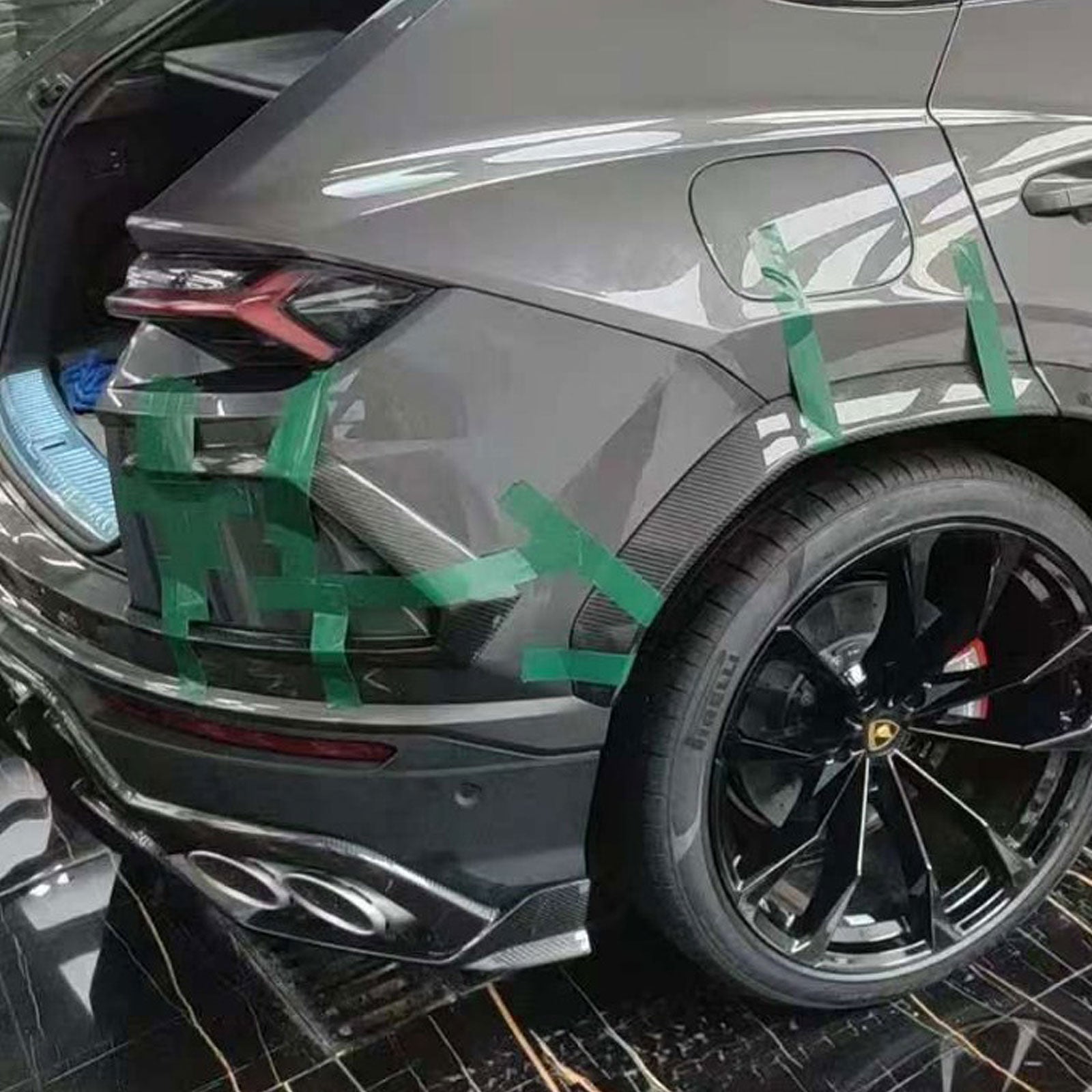 2018-2022 Lamborghini URUS TC Style Full Aero Body Kit for Lambo Truck