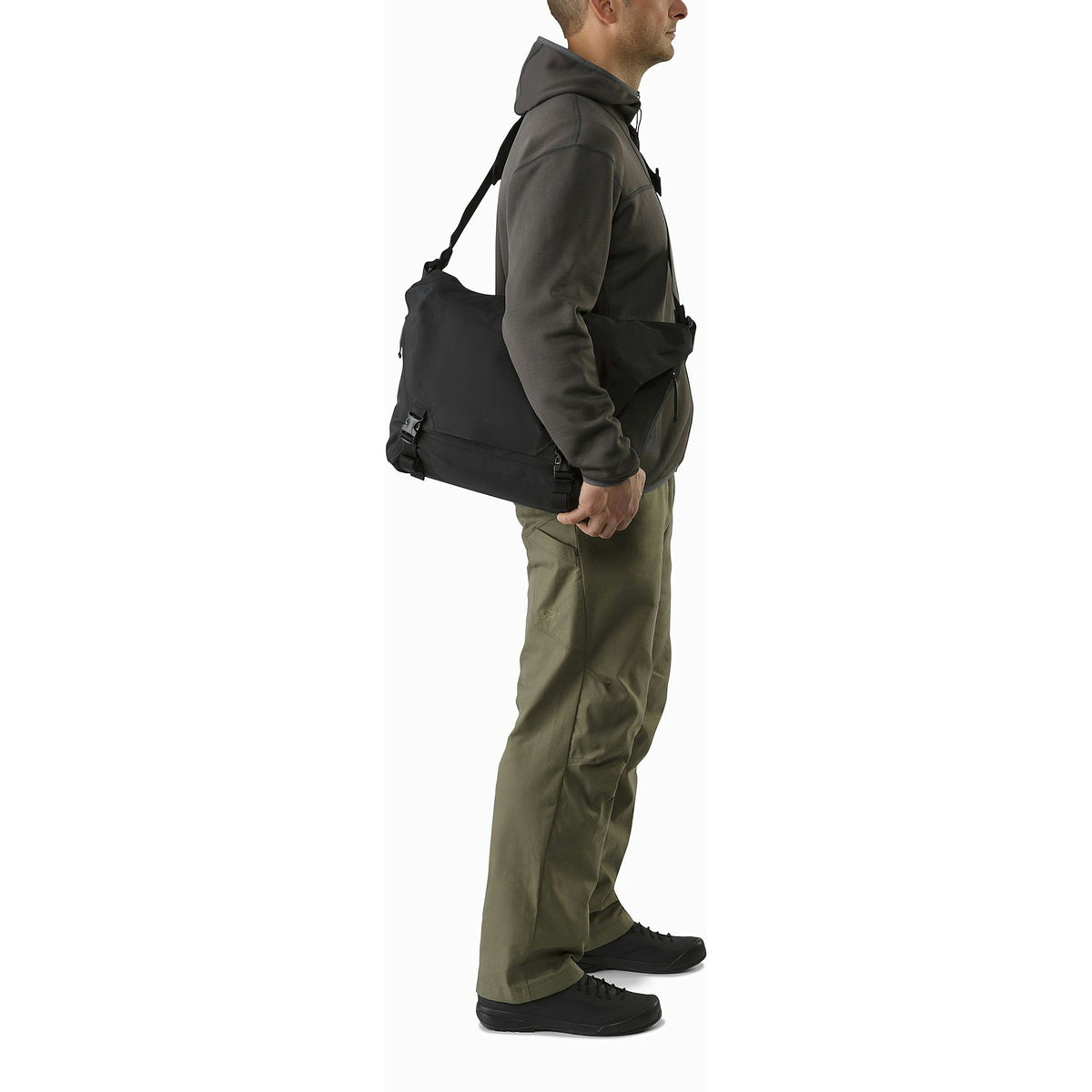 Arc'teryx LEAF Courier 15 Bag