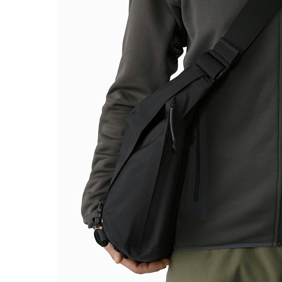 Arc'teryx LEAF Courier 15 Bag