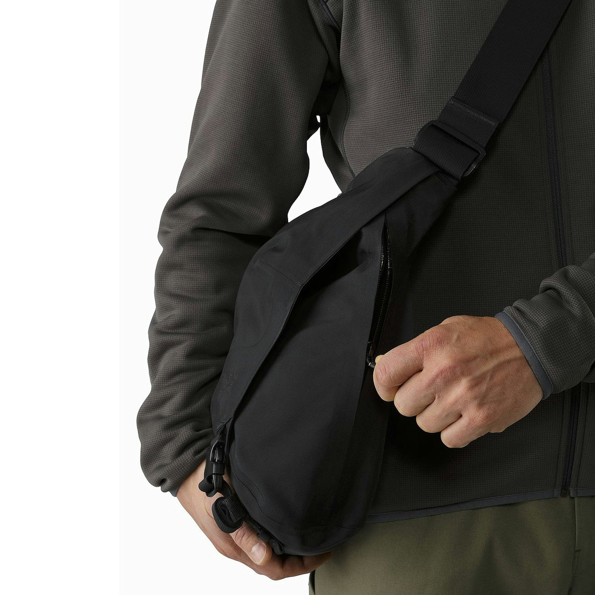 Arc'teryx LEAF Courier 15 Bag