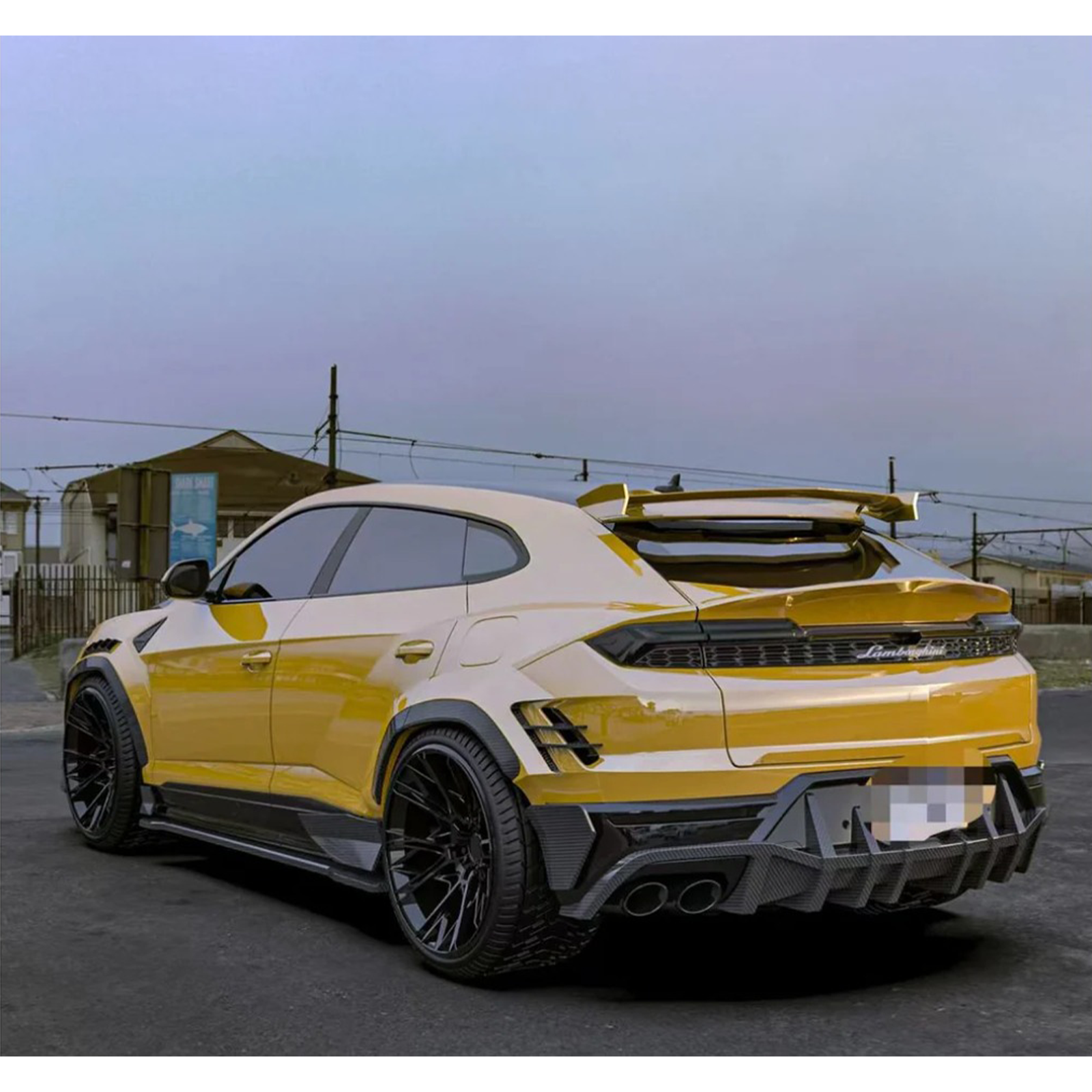 Dry Carbon Fiber Full Aero Body Kit for Lamborghini Urus SE Description