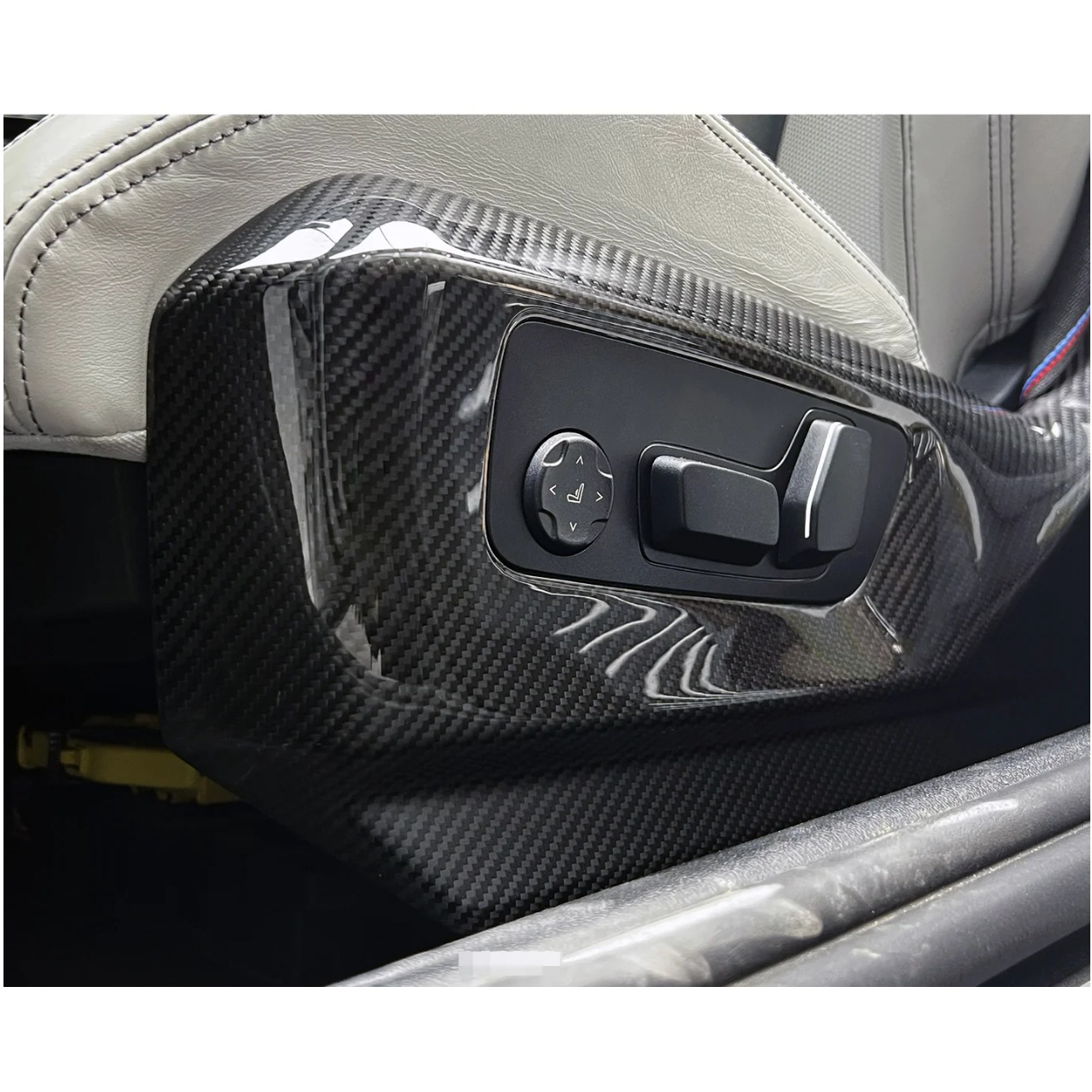 Dry Carbon Fiber Interior Seat Side Trim Panels for BMW G90 G99 M5