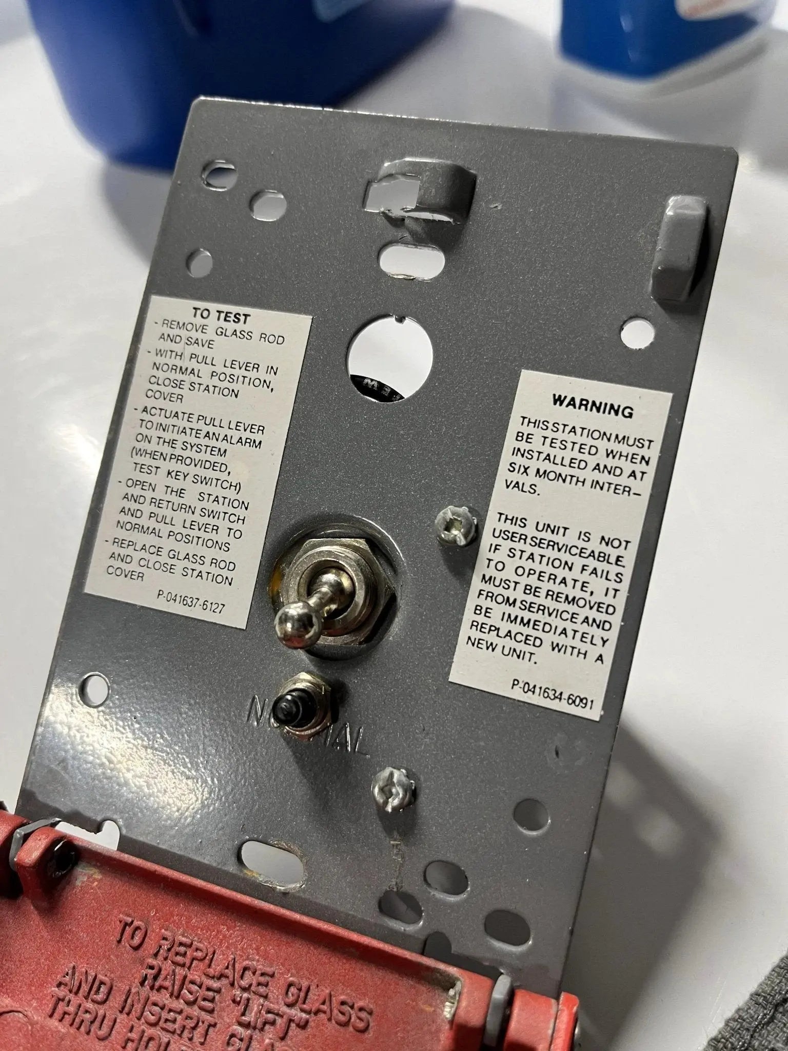 Kidde Fire Alarm Pull Station Metal Break Glass Quick Alert for Industrial Safety