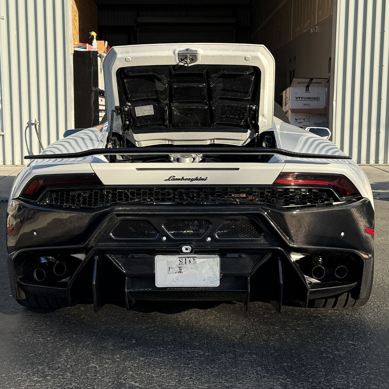 VRS Carbon Fiber Rear Bumper Diffuser for Lamborghini Huracan LP 610 4