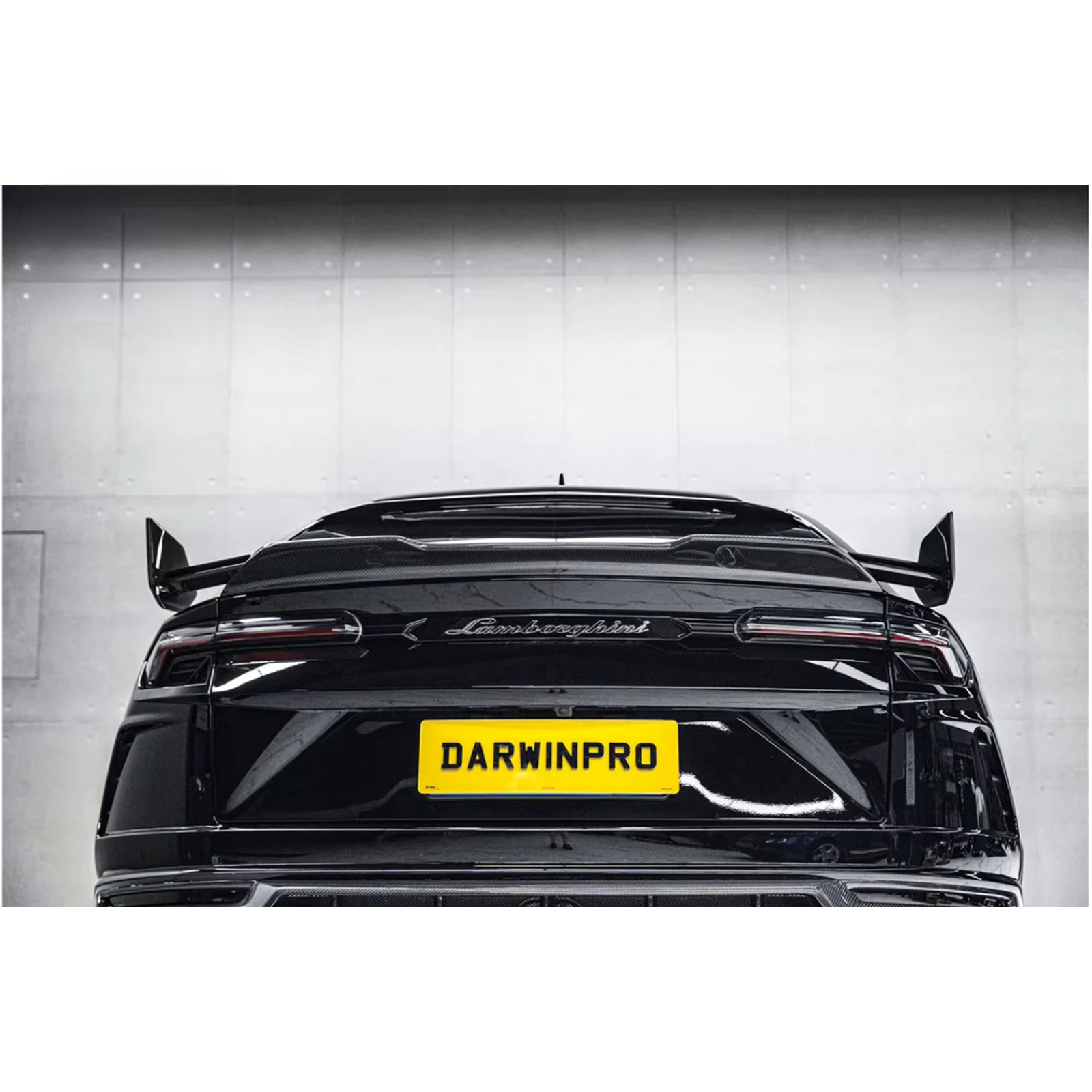 IMP Style Dry Carbon Fiber Wide Body Aero Kit for Lamborghini Urus