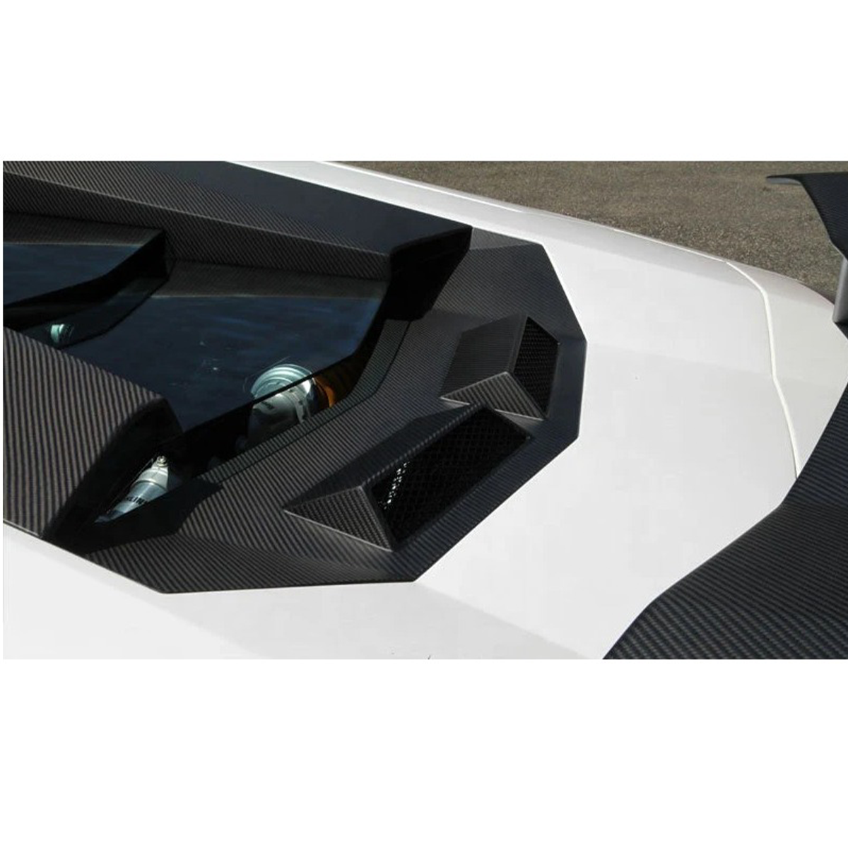 NT Style Dry Carbon Fiber Engine Bonnet Air Intake Panel for Lamborghini Aventador