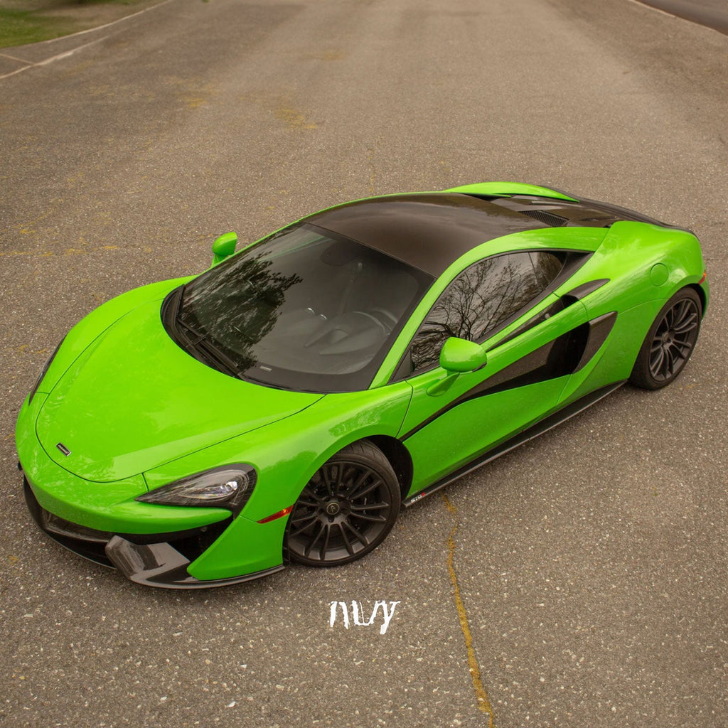 STRATEC Dry Carbon Fiber Side Skirts for McLaren 570S