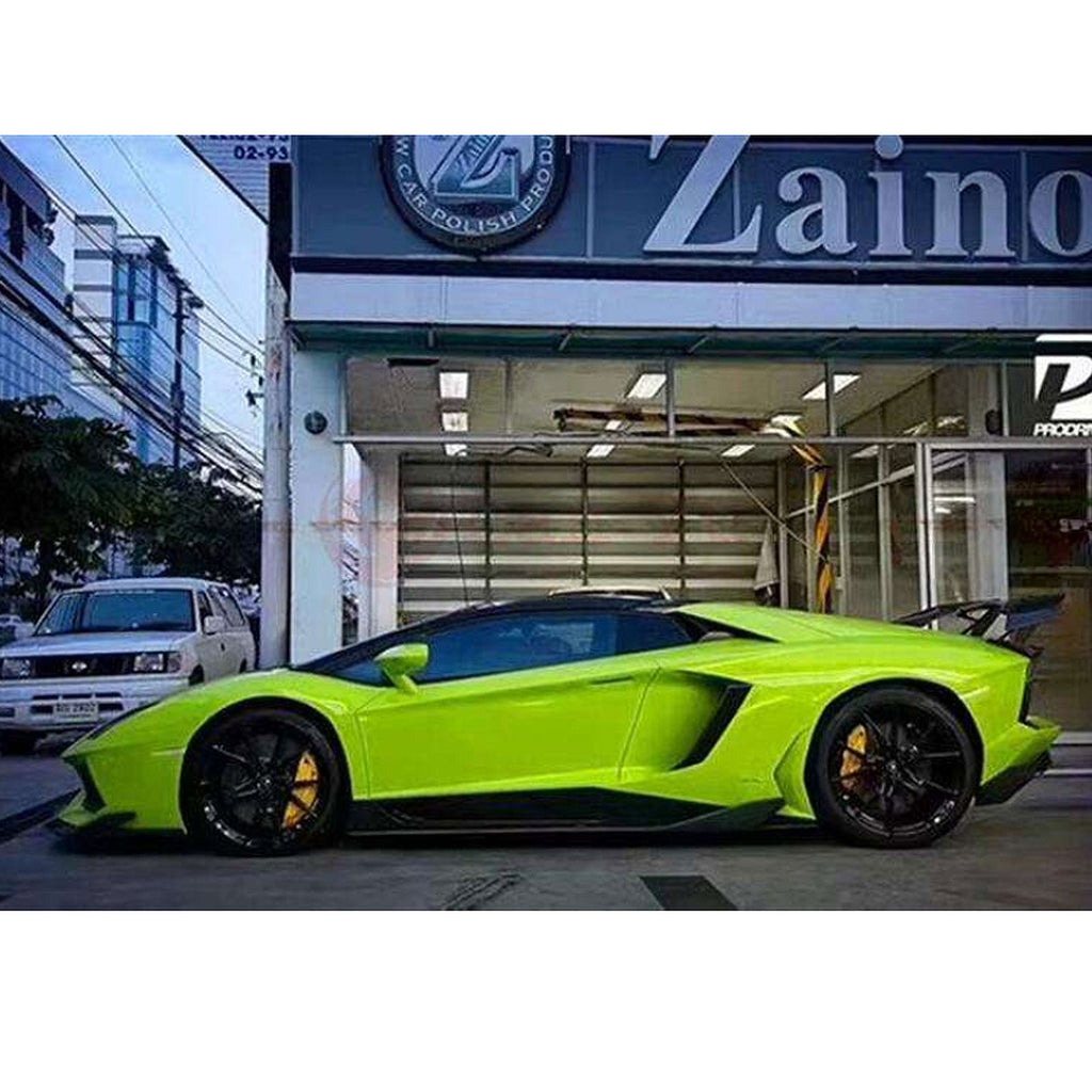 RZ Style Carbon Fiber Side Skirts for Lamborghini Aventador LP700 LP720